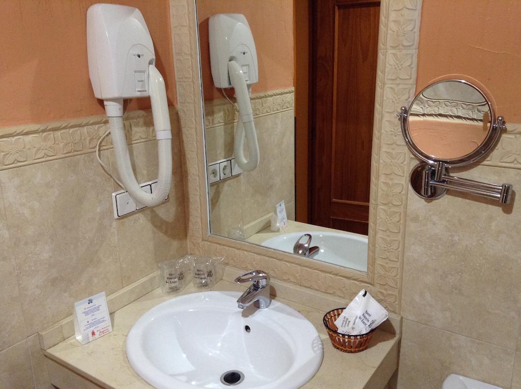 Hotel Casual Don Juan Tenorio Seville